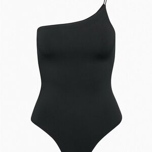 Babaton Aritzia Contour One Shoulder Strap Bodysuit